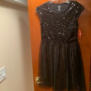 NEW! Girls dress, size XL (14-16)